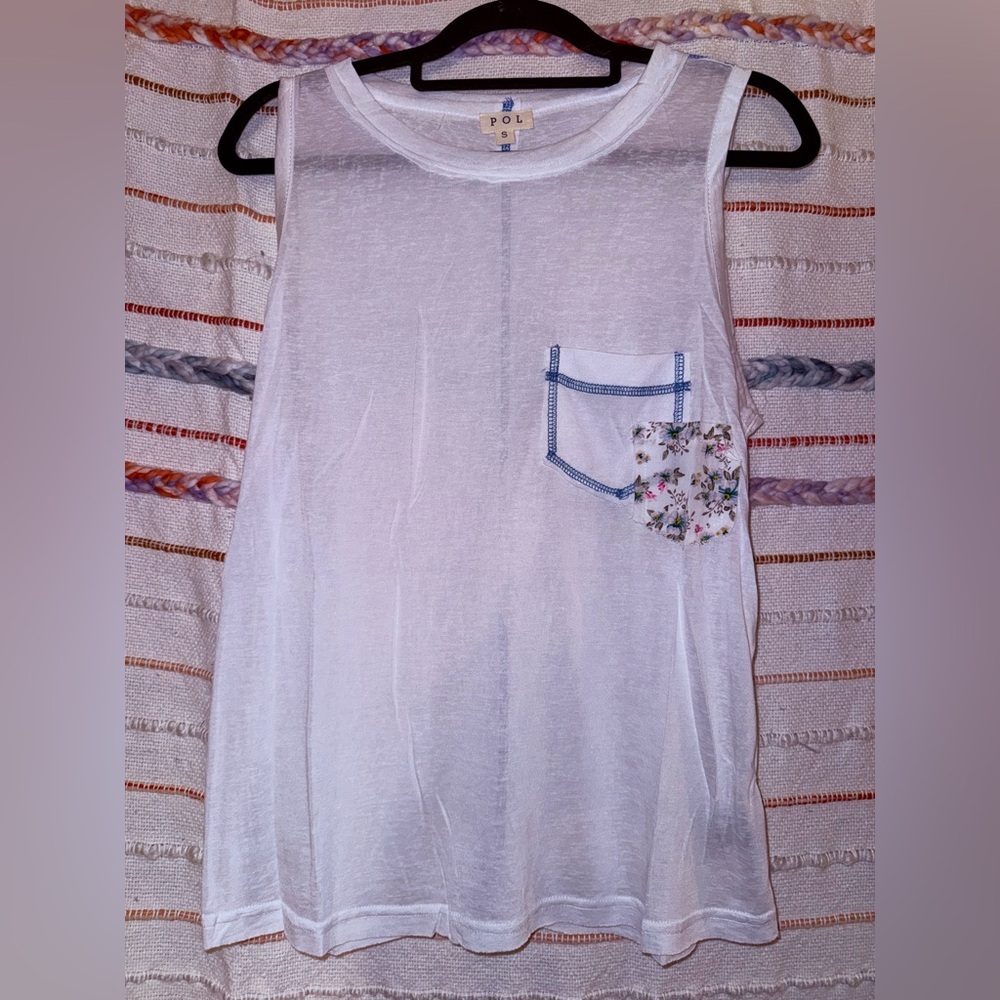 POL White‎ and Blue Textured Fabric Tank - Small - New